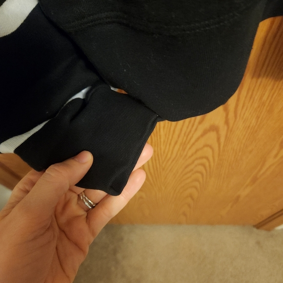 Lululemon Perfectly oversized cropped crew sweatshirt sz 10 women's NWT - Picture 4 of 6